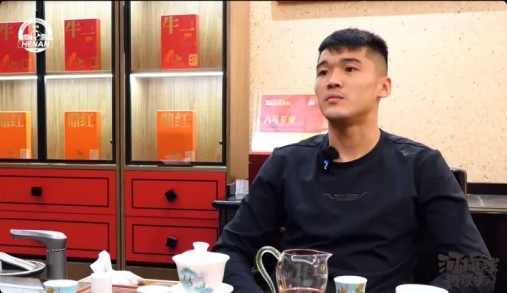 开云登录入口-钟义浩谈战胜海港:不像外界说的爆冷,河南队现在有进攻也有防守
